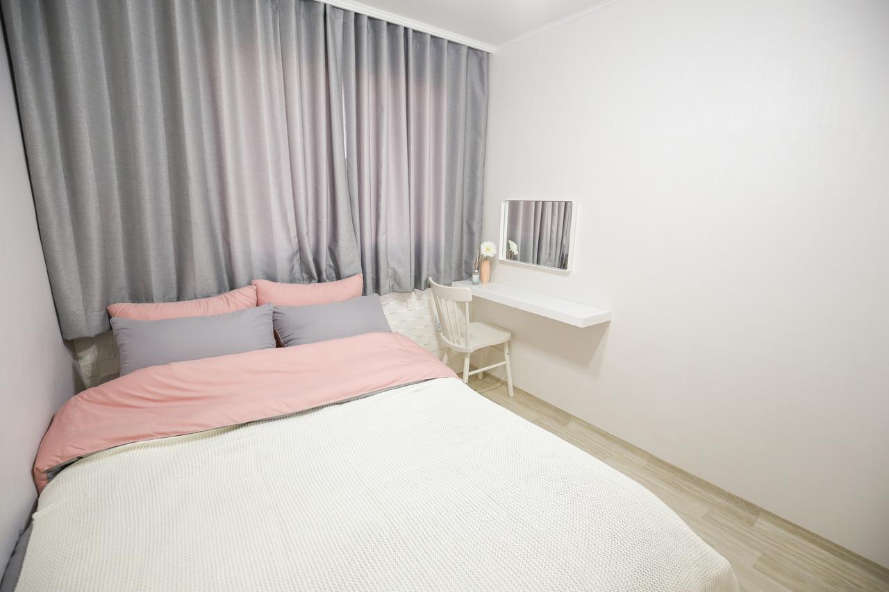 Apartment Lovely House Hongdae Seoul