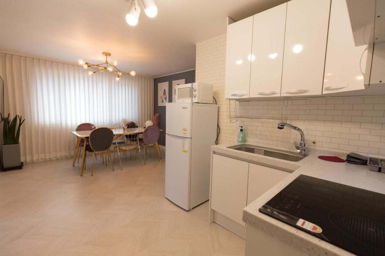 Lovely House Hongdae Apartment